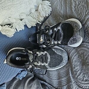 Nike React shoe- Mint condition